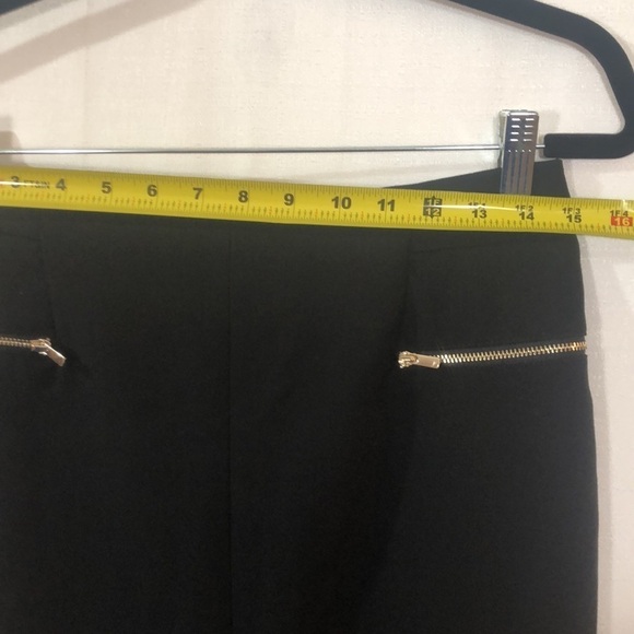 𝅺H &M black pencil skirt, size 8, like new! - Picture 5 of 6